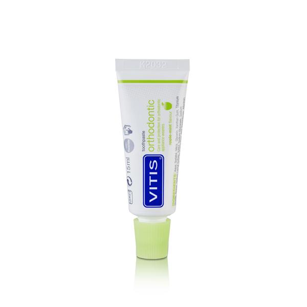 VITIS Orthodontic Travel Kit - Toothbrush, Mouthwash, Wax